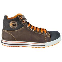 CHAUSSURES H CONFERENCE S3S SC CI FO SR Niederkorn Differdange, Luxembourg